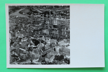 AK Regensburg / 1930er Jahre / Luftbild / Dom / Post / Straßen